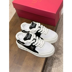 발렌티노 남녀공용 신발 운동화 스니커즈