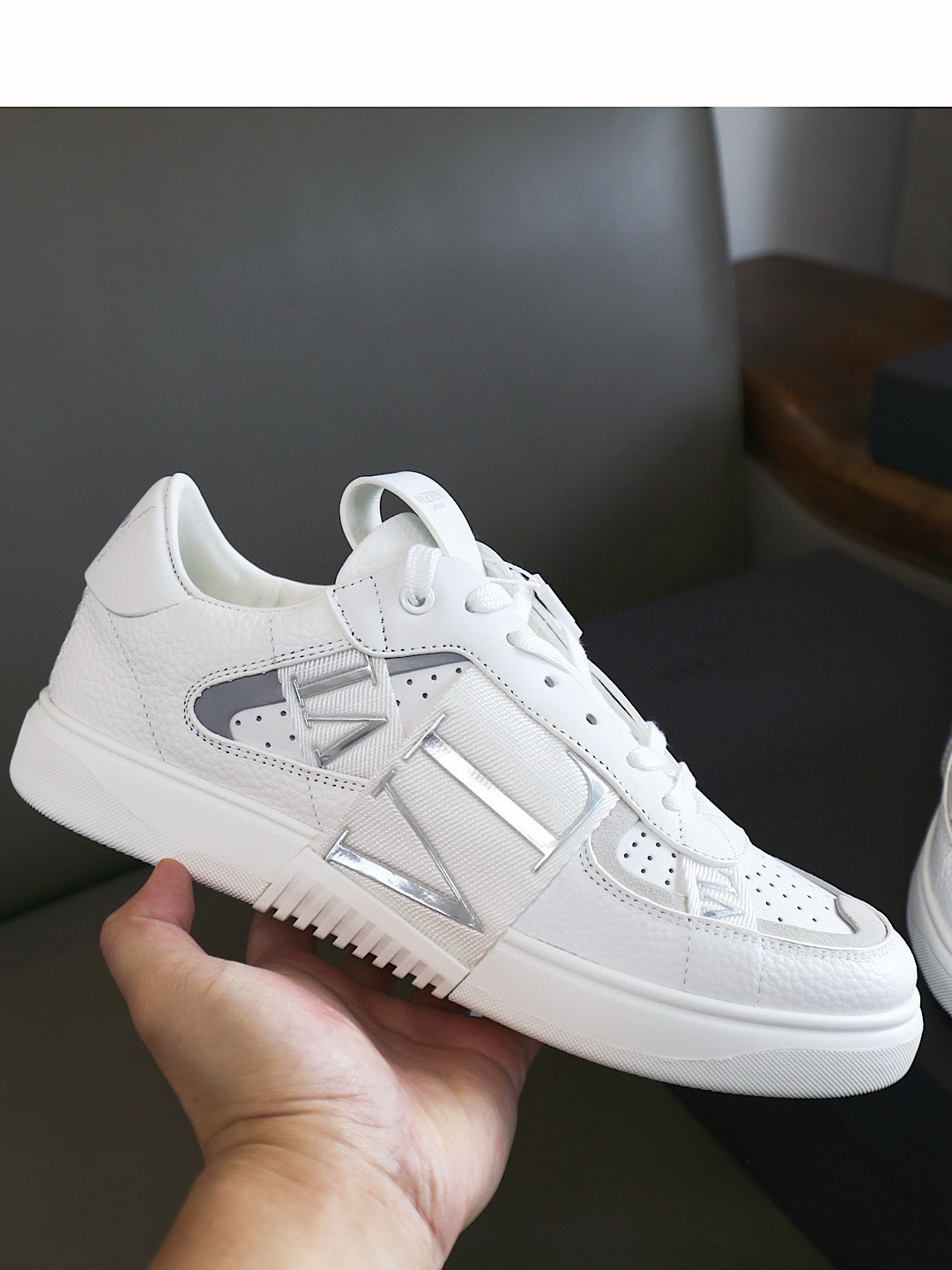 발렌티노 남녀공용 신발 운동화 스니커즈