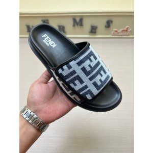 펜디 남자 슬리퍼