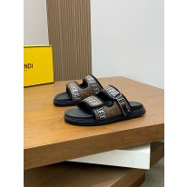 펜디 남자 슬리퍼