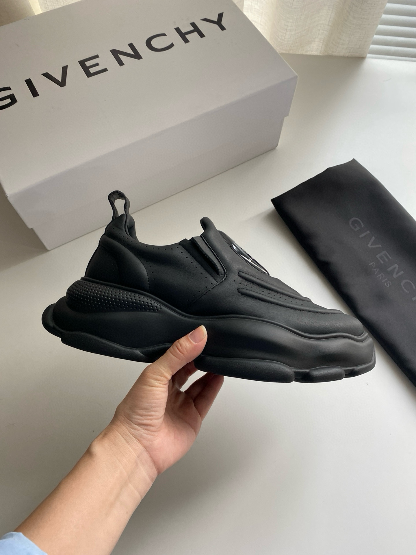 지방시 남자 신발 운동화 스니커즈