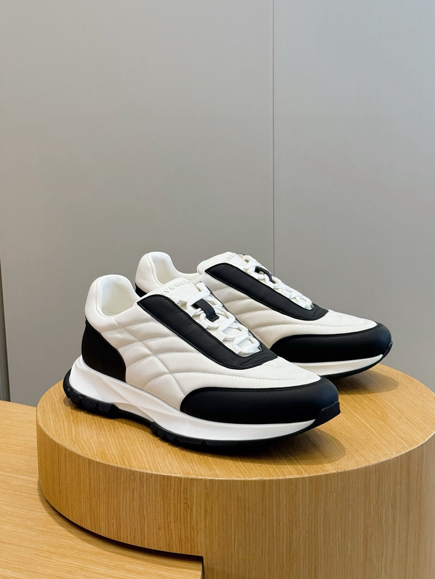 지방시 남자 신발 운동화 스니커즈