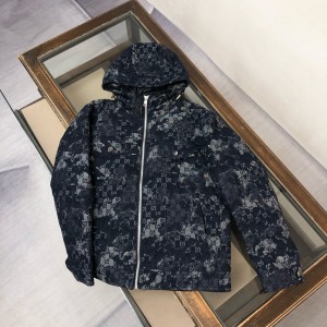 구찌 남자 패딩