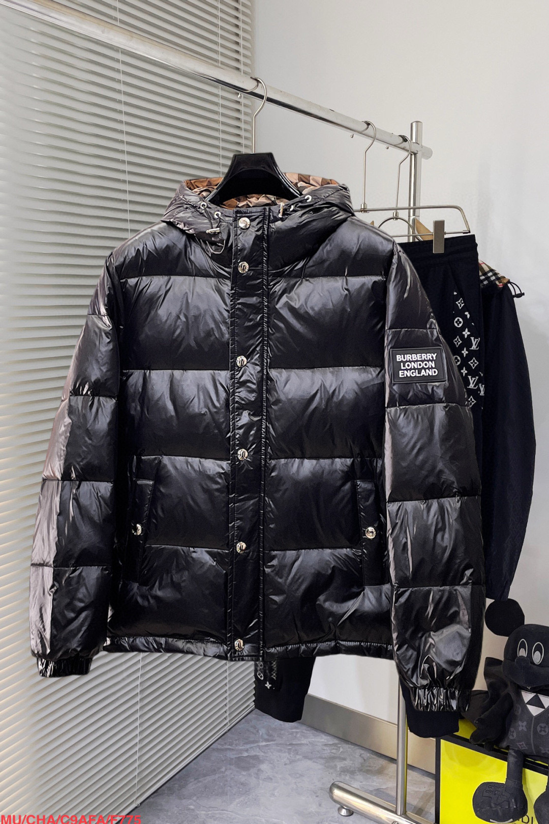 버버리 남자 패딩