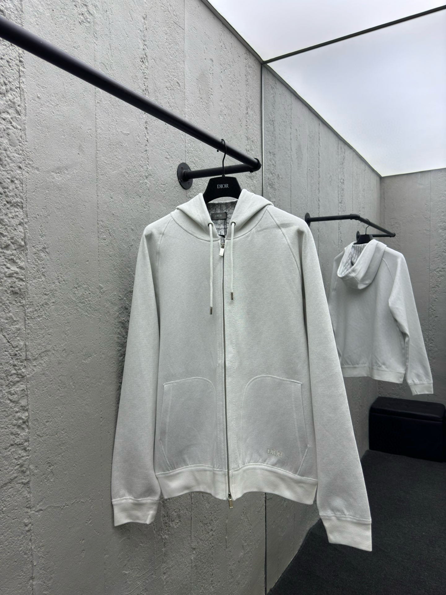 디올 남자 가디건