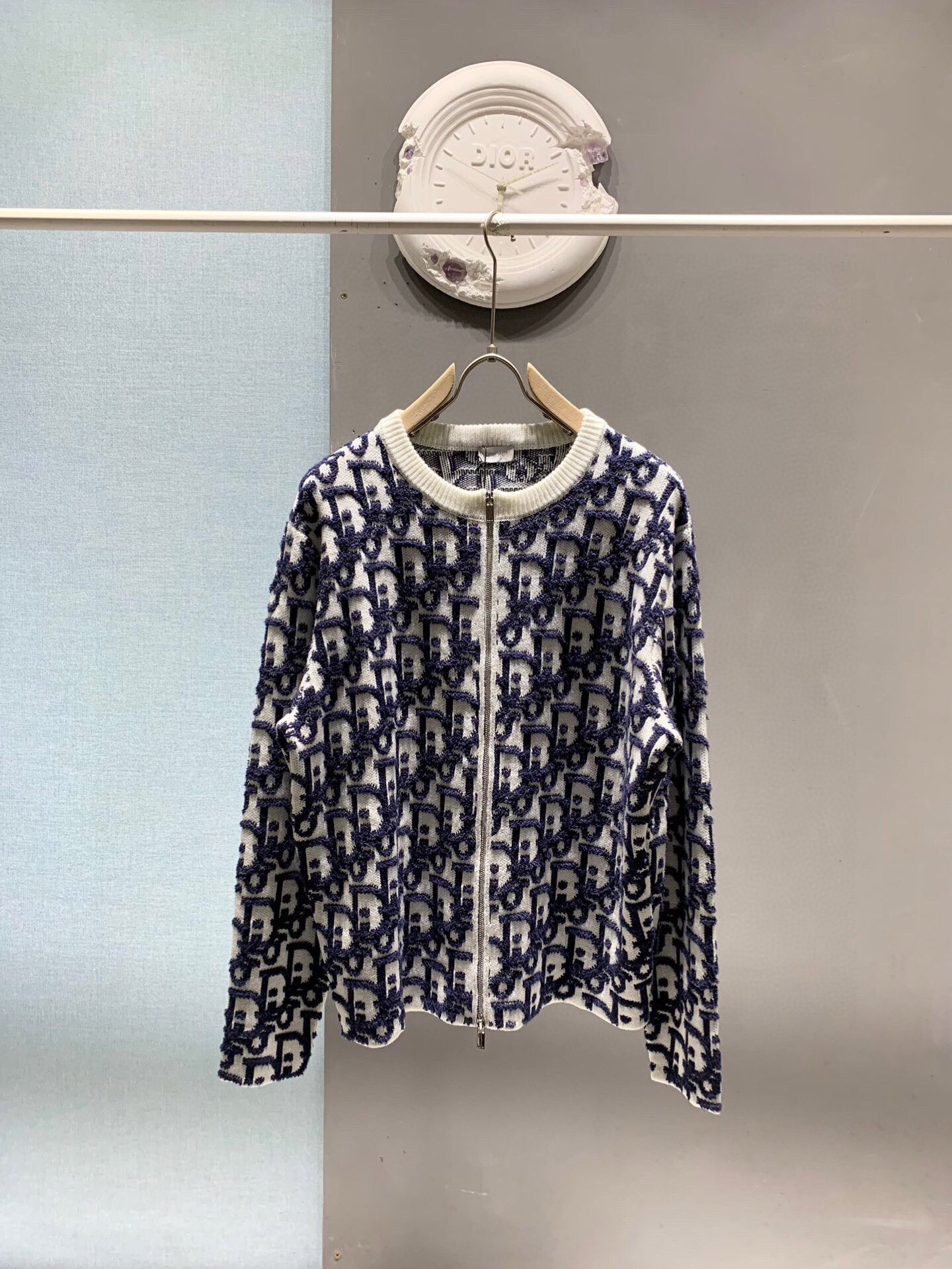 디올 남자 가디건