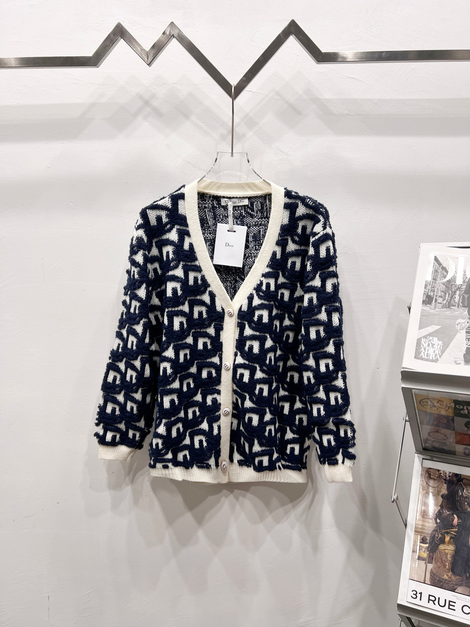 디올 남자 가디건
