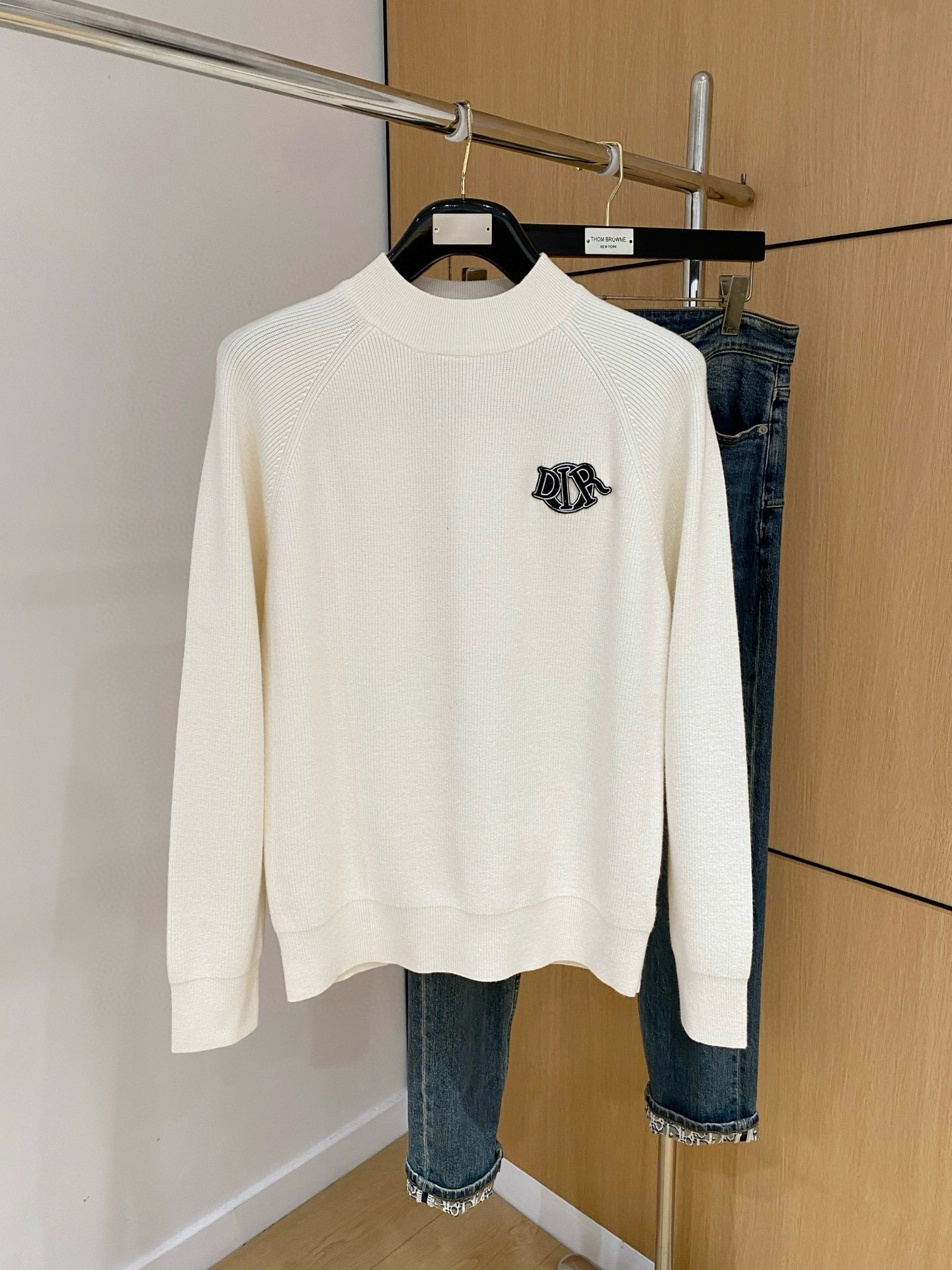 디올 남자 니트