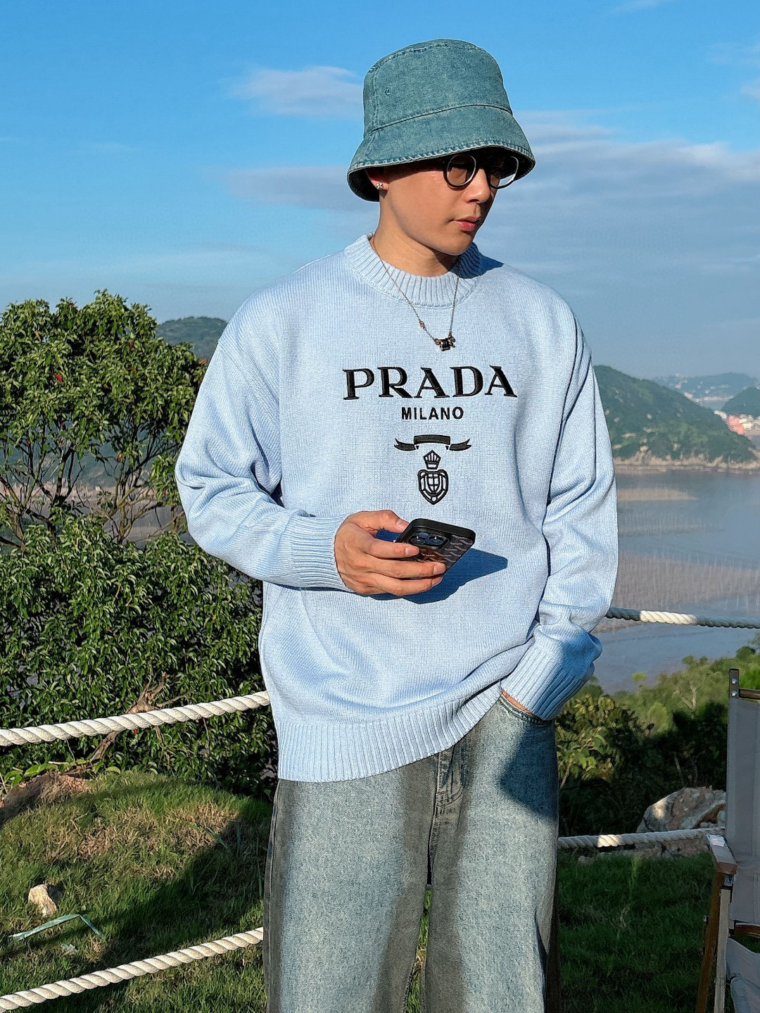 프라다 남자 니트