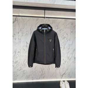 프라다 남자 패딩