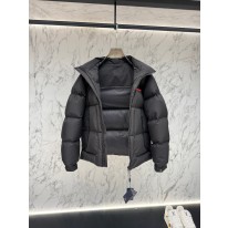 프라다 남자 패딩