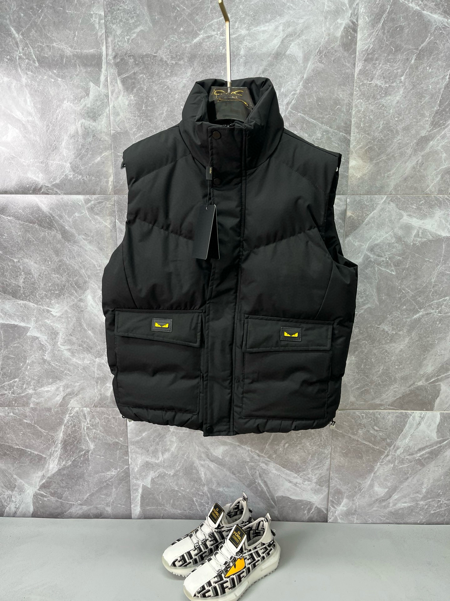 펜디 남자 조끼