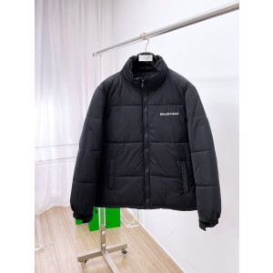 발렌시아가 남자 패딩