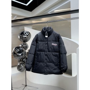 발렌시아가 남자 패딩