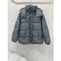 디올 여자 패딩