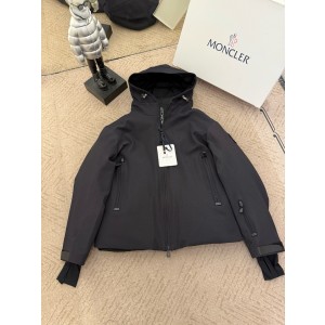 프라다 여자 패딩