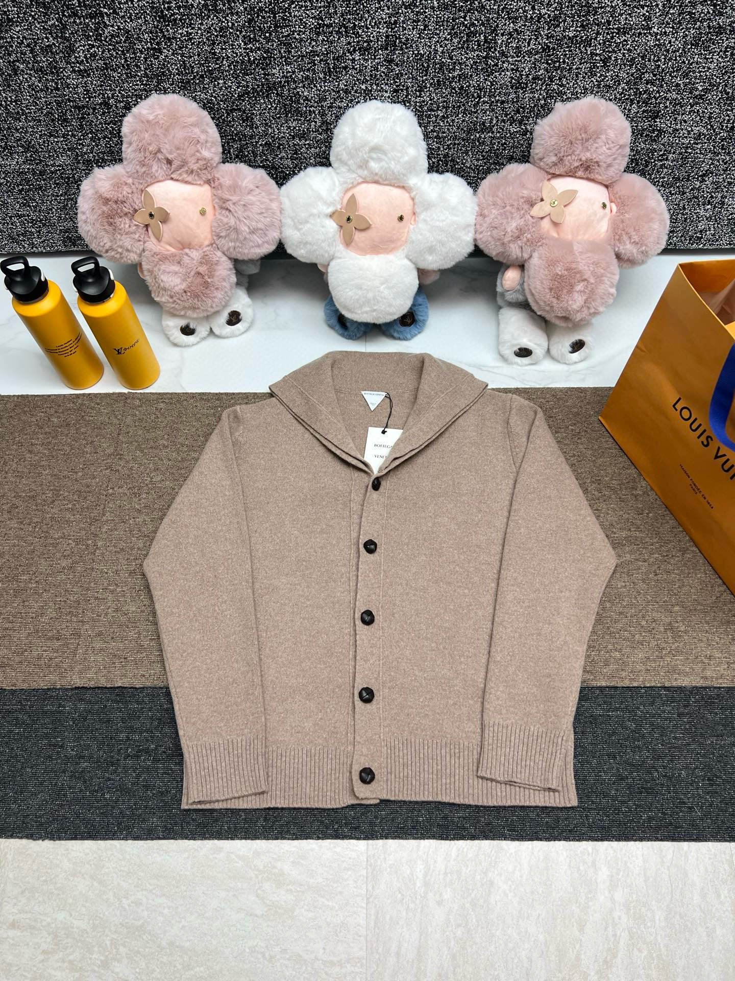 보테가베네타 남자 가디건